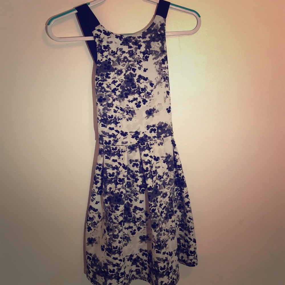 Black and white flower dress 🖤🖤